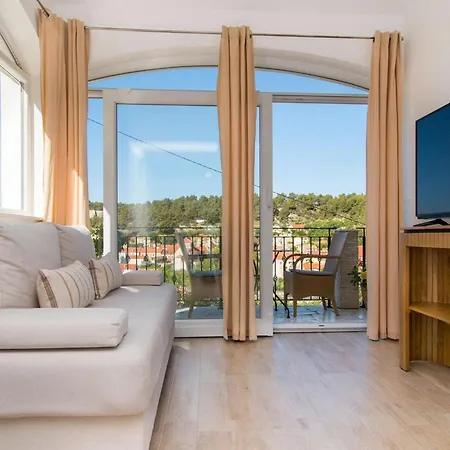 Apartment Gorgeous In With House A Panoramic View Skradin